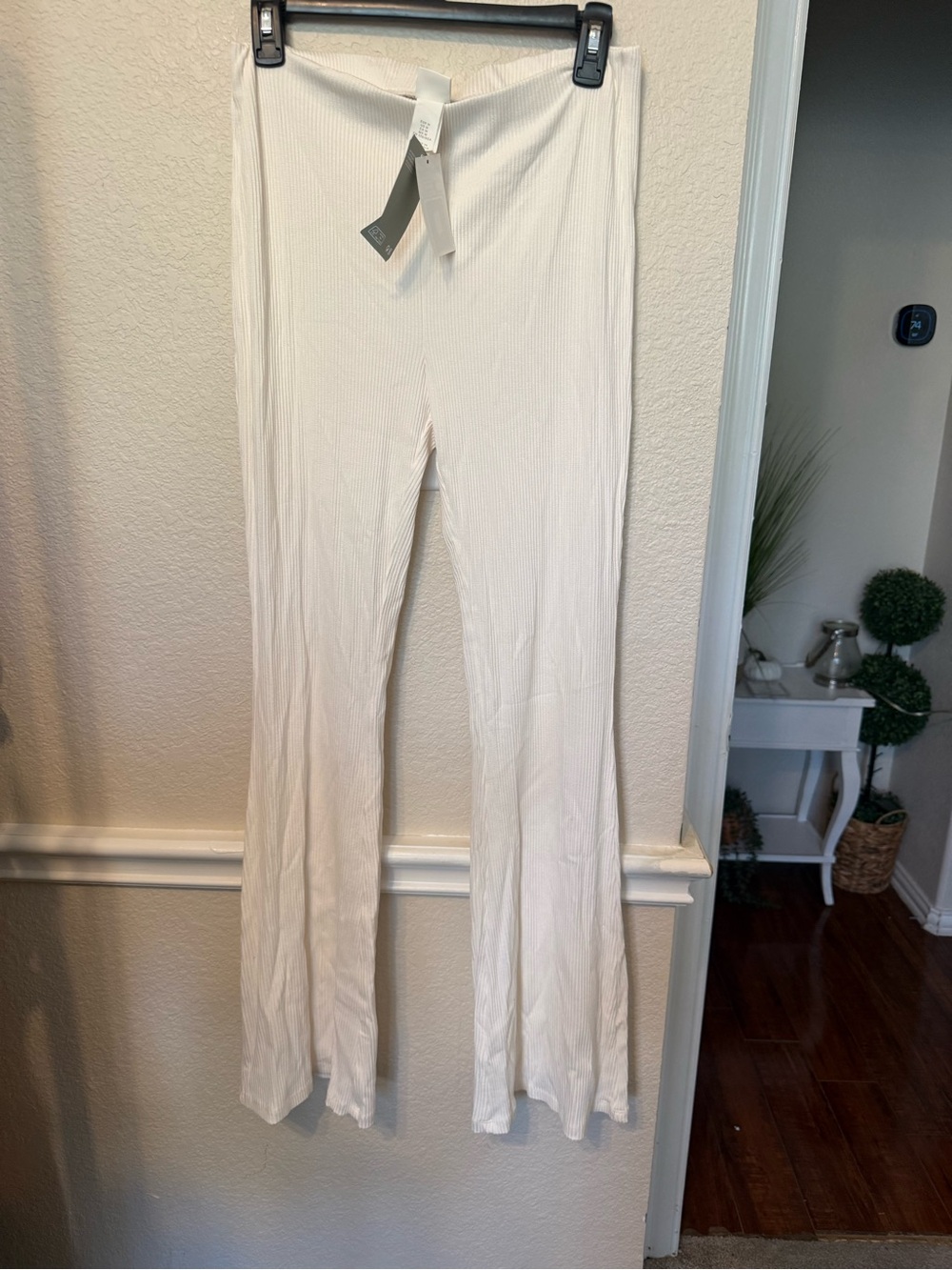 Women's Cream Ribbed Flare Pants medium H&M